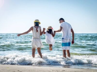 rodzina-nad-morzem-coaching-rodzicielski